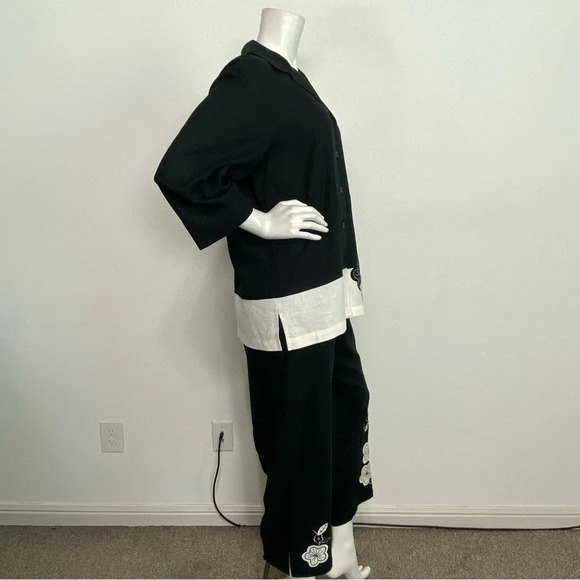 Jordan Black/White Floral Linen Blend Two Piece Set Size L - Picture 4 of 8
